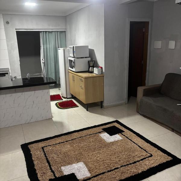 Casa para até sete pessoas, bem localizada