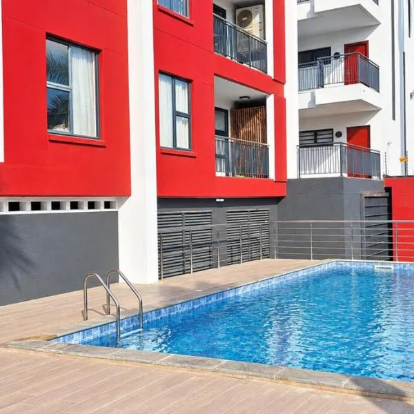 Beaufort Cozy Luxury Hideout, FREE Breakfast, FREE Swimming pools & Gym, 10 mins from Airport, 24-7 Security Guards, Backup Power, Close to Tourist Attractions، فندق في آكرا