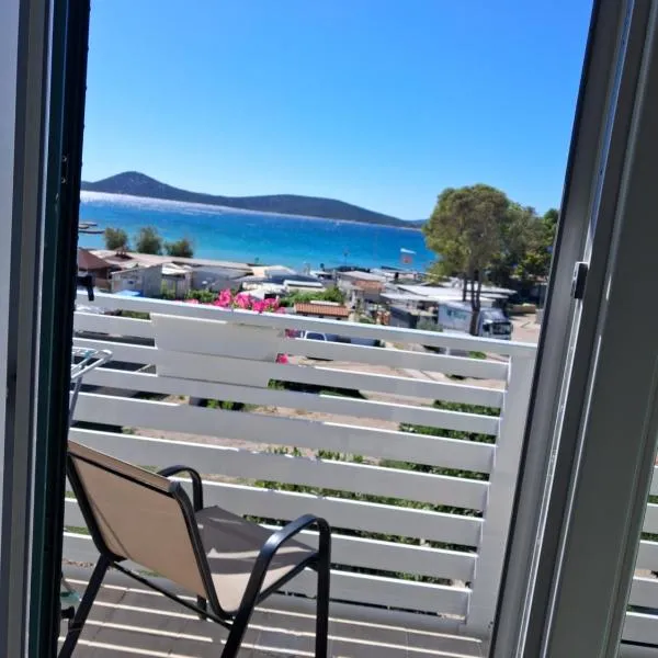 More, ξενοδοχείο σε Βόντιτσε