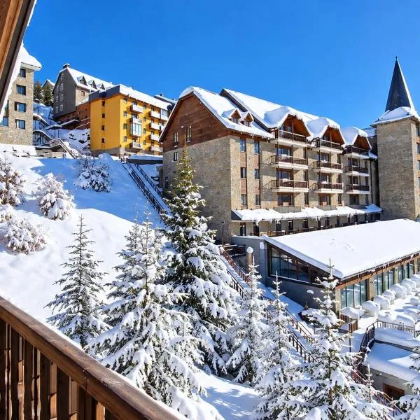 SNÖ Aragon Hills, hotel v destinácii Formigal