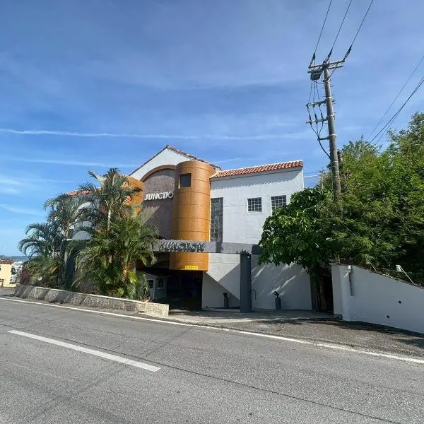 Hotel JUNCTION, hotel em Okinawa City
