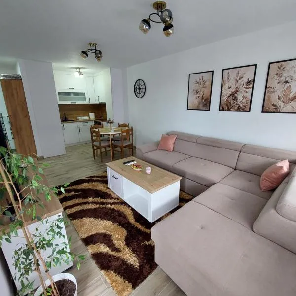 Apartman Aurora, готель у місті Modriča