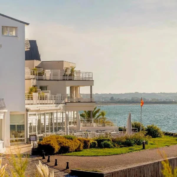 Hôtel La Marine, hotel in Les Moitiers-dʼAllonne