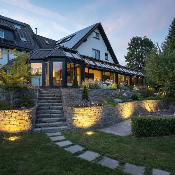 Hotel im Auerbachtal، فندق في باد لاسفه
