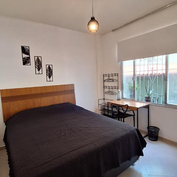 Quarto tranquilo e familiar no leblon - Quiet family room in leblon