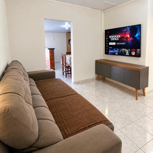 JL13-Casa grande com piscina e garagem para 4 carros - Foto 3