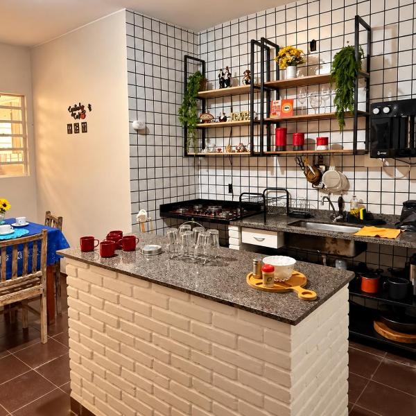 Casa na Asa Sul com Ar-Condicionado, Garagem e Wi-Fi - Foto 4