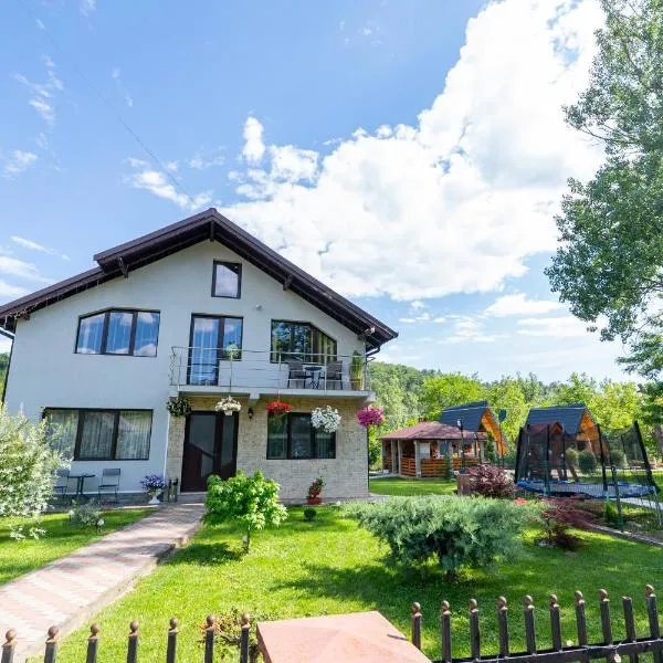 Colt de Rai, hotelli kohteessa Berislăveşti