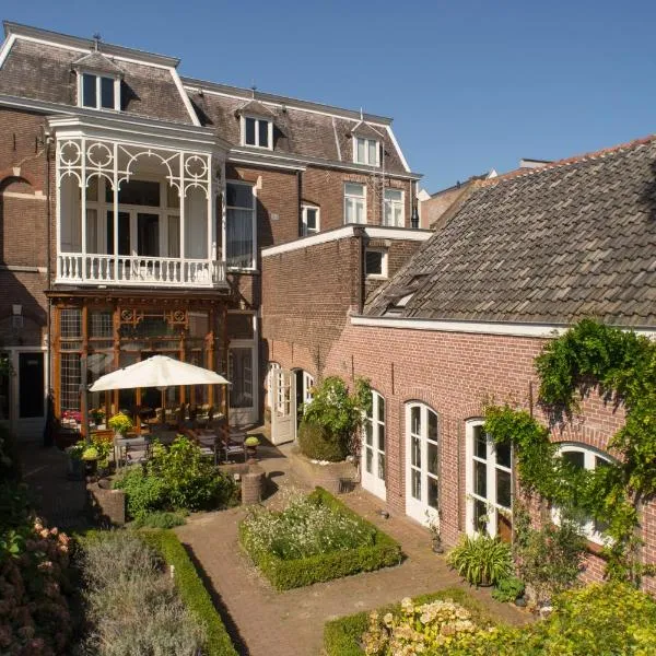 Boutique Hotel De Blauwe Pauw, hotel v destinaci Den Bosch