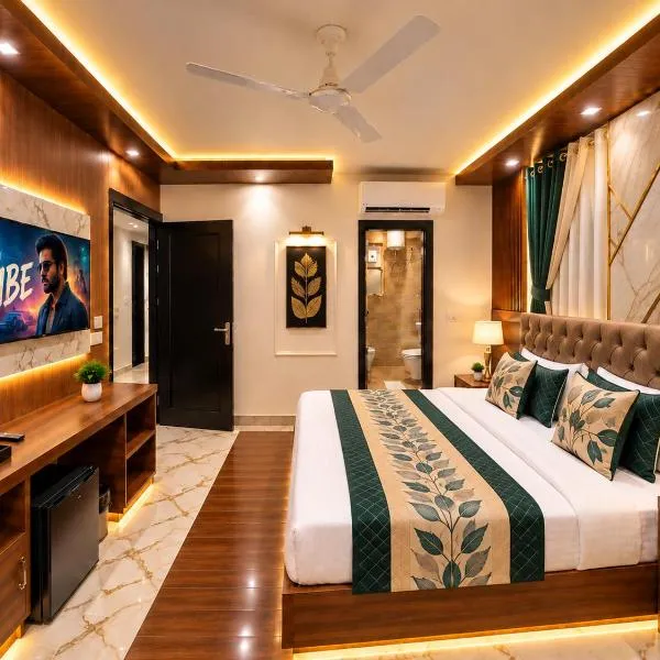Hotel NyshaMont Suite Near Delhi Airport - Free Airport Pickup & Drop, hotel u gradu Nju Delhi