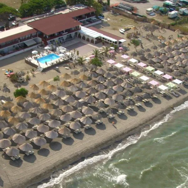 Beach Club Ippocampo, hotel en Zapponeta