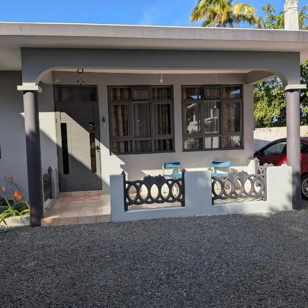 House Raghu: Rose Belle şehrinde bir otel