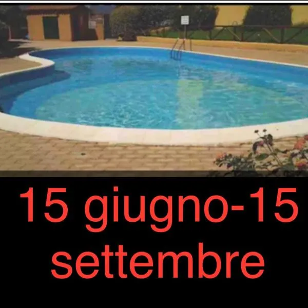 AIRPORT-TAXI-POOL-MARINA-AiR COND-WI FI-WASH MACHiNE-PARKING, hotel en Olbia