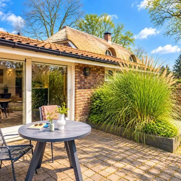 Vanjewelste Tiny House in het groen bij Enschede, hotel sa Enschede