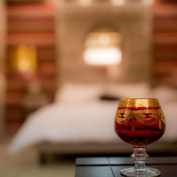 Comfy Boutique Hotel, hotel in Kalamata