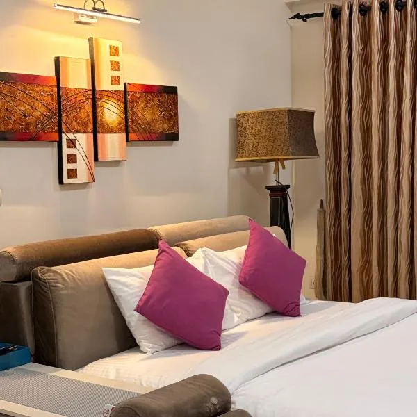 Atrium - ICONIC APARTMENT, hotel a Sri Jayewardenepura