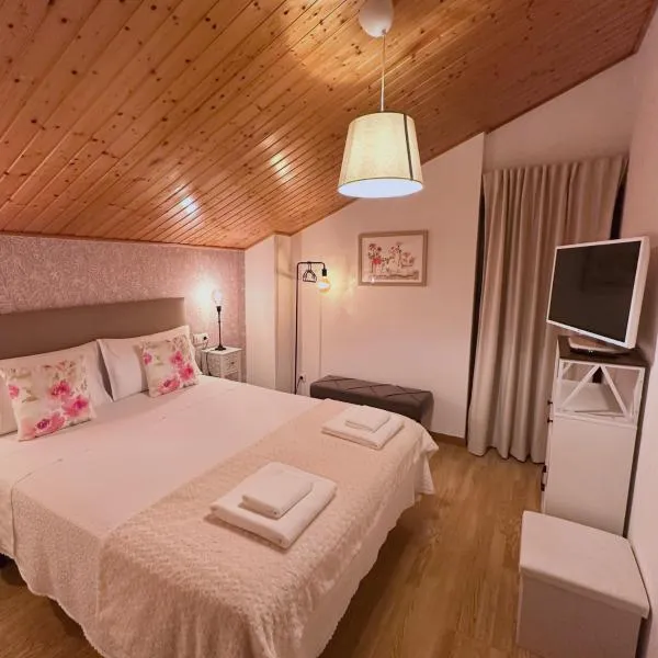 Teresa Caeiro: Oia şehrinde bir otel