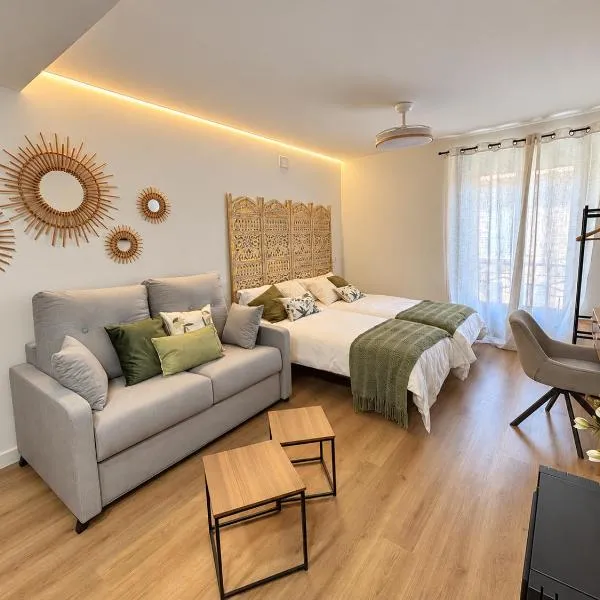 Hostal Casa Vedrines, hotel u gradu 'Huerta del Rey'