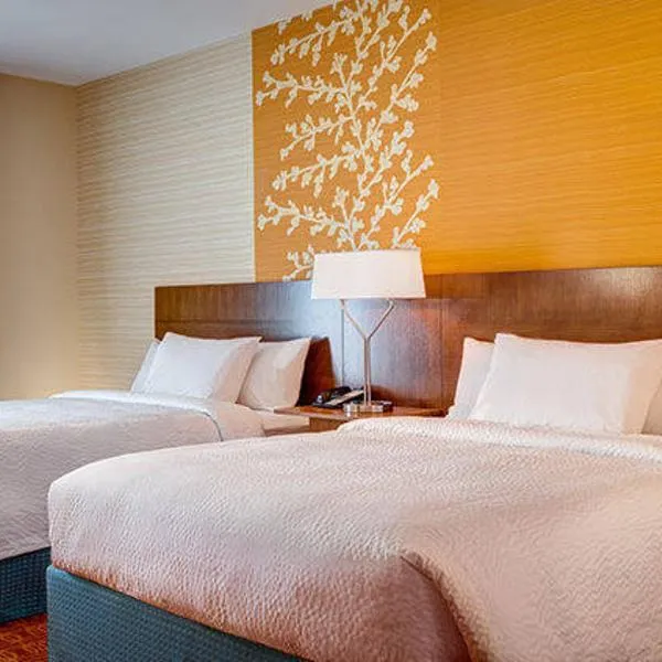 Fairfield Inn & Suites by Marriott Detroit Canton, готель у місті Кантон