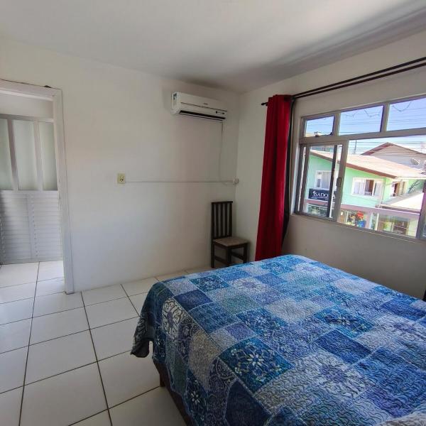 Casa no primeiro andar, com vista ao mar, centrinho - Foto 2