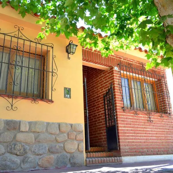 Hostal Alamo: Cafayate şehrinde bir otel