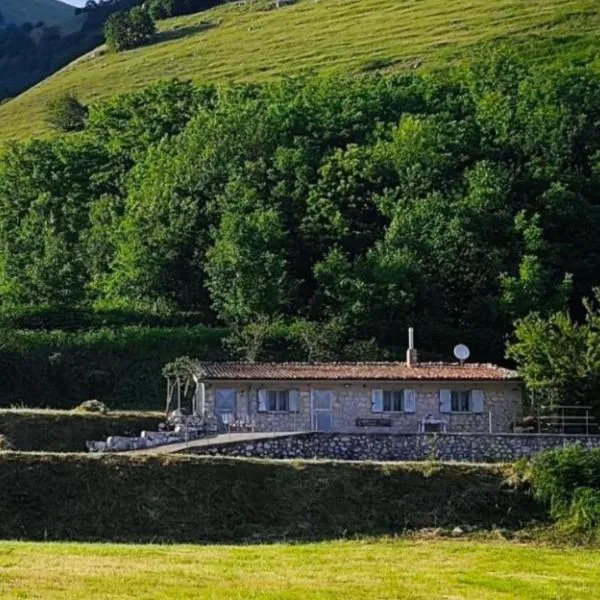 Guesthouse Matese ai Prati Lago Matese - San Gregorio Matese: San Gregorio'da bir otel
