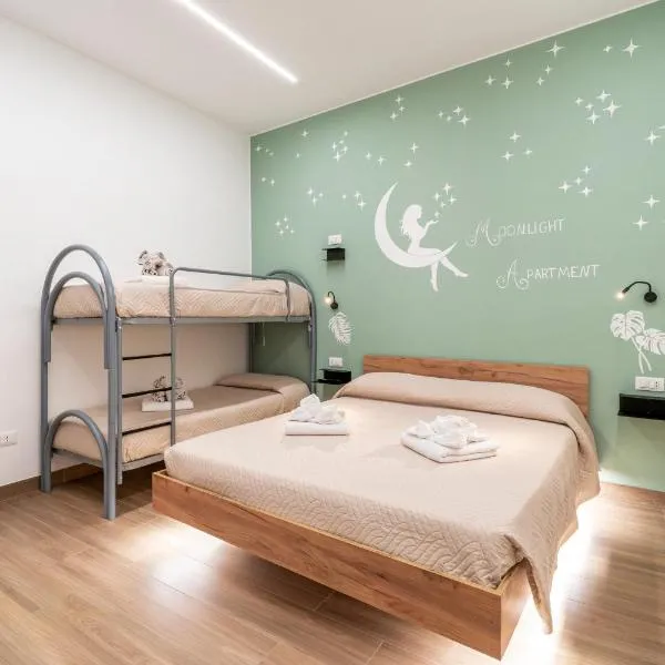 Moonlight Apartment، فندق في أفولا