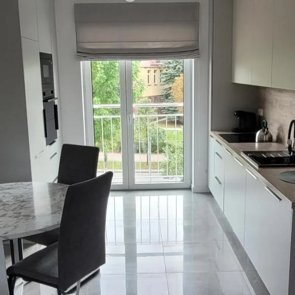 Apartament Mickiewicza 2, מלון בStaszów