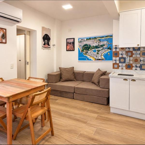 Ipanema retreat near beach and Lagoa