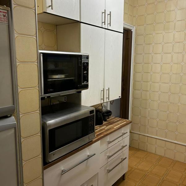Apartamento Dias de Sol - Com ar condicionado à 100m da praia - Foto 4