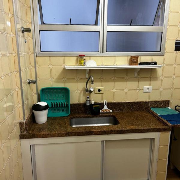 Apartamento Dias de Sol - Com ar condicionado à 100m da praia - Foto 3