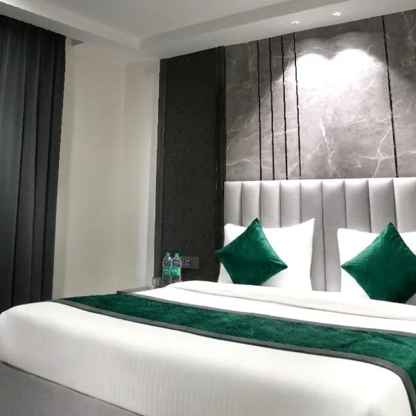 Hotel Sawera Int Walking Distance From New Delhi Railway Station & Connaught Place, hotel a Nova Delhi