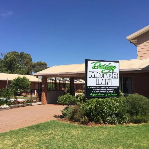 Bridge Motor Inn Tocumwal, hotel en Finley