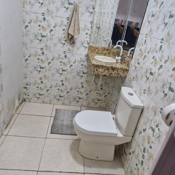 One bedroom for two people with a fan - Foto 4