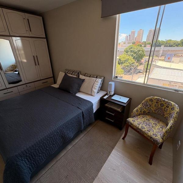 Apartamento de casal, 10 minutes from Flamboyant Mall, prox a praca da biblia, terminal e aeroporto - Foto 2