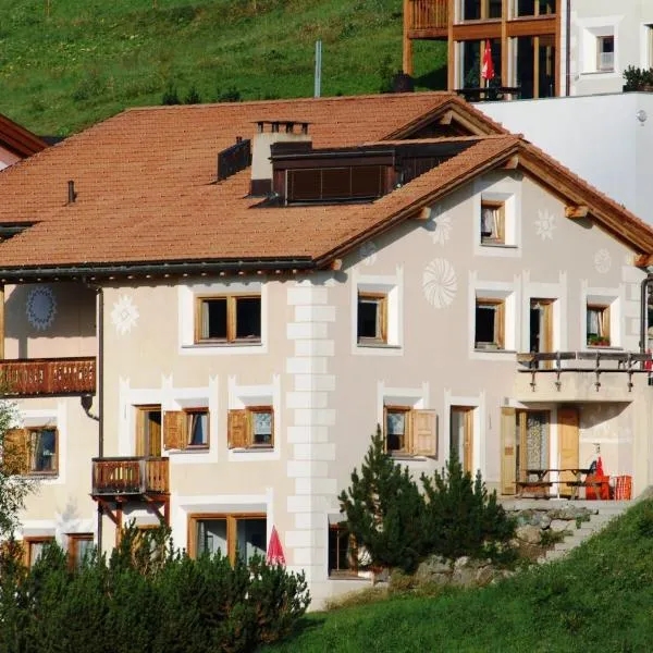 Chasa Allegra, hotel v destinaci Ftan