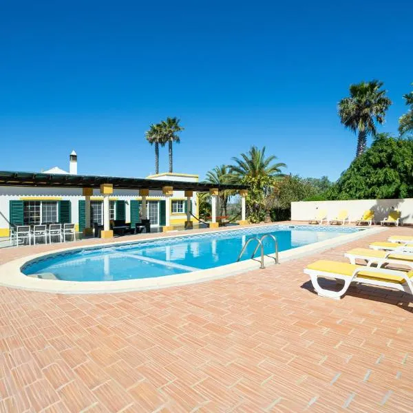 Quinta da Amoreira Guest House, hotel u gradu 'Poço Partido'