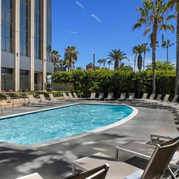 Residence Inn by Marriott Los Angeles LAX/Century Boulevard, hotel v Los Angeles