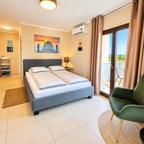 Apartments Ivanisevic, hotel en Pula