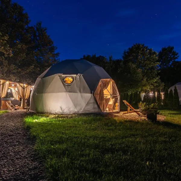 Vista Glamp, готель у місті Czyrna