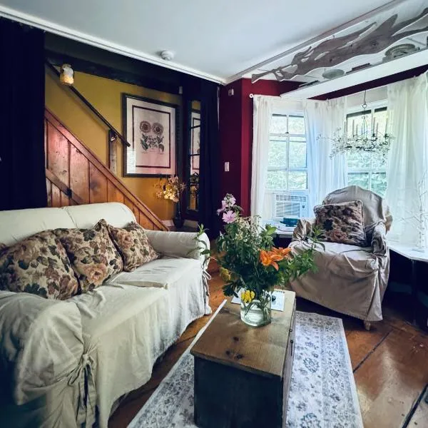 Vermont Lake Whitingham Mount Snow Area Apartment, ξενοδοχείο σε Jacksonville