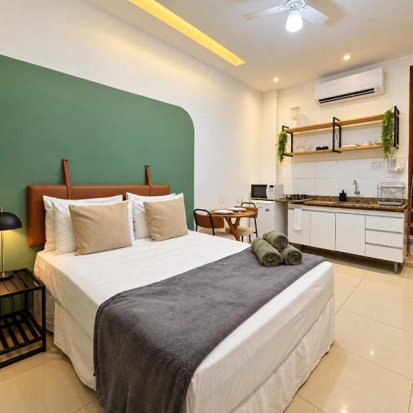 Copacabana Studio Steps to Beach Full Kitchen