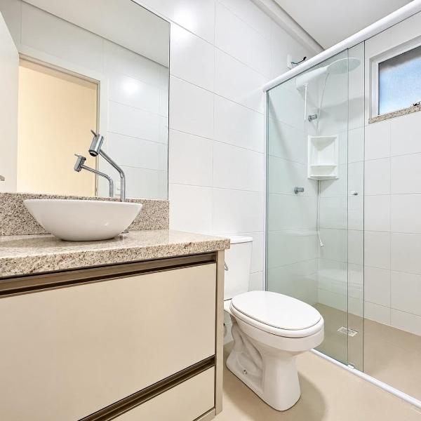 Apartamento a 250 metros da Praia de Bombas - Foto 3