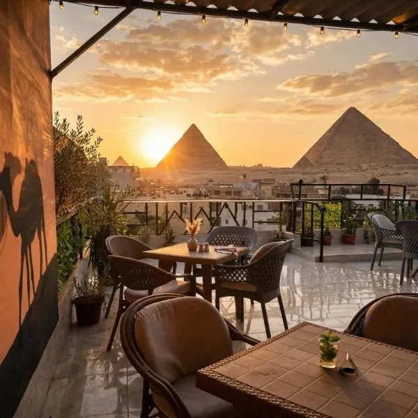 काहिरा में, होटल The Pyramids Crypt Inn