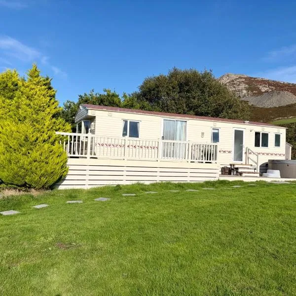 Mor a Mynydd, hotel a Nefyn