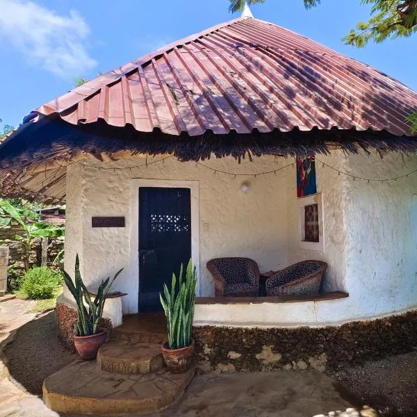 Bushbaby Cottage Diani Beach, Private Tropical Garden Escape, hotel di Diani Beach
