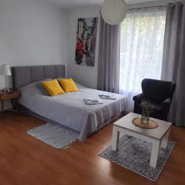 DOMEK na górce u Celiny, hotell i Dargobądz