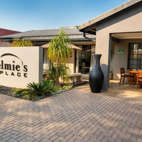 Relmies Place, מלון במודימול