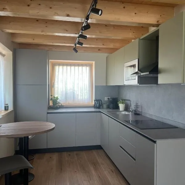 Casa Mirtillo, hotelli kohteessa Tassullo