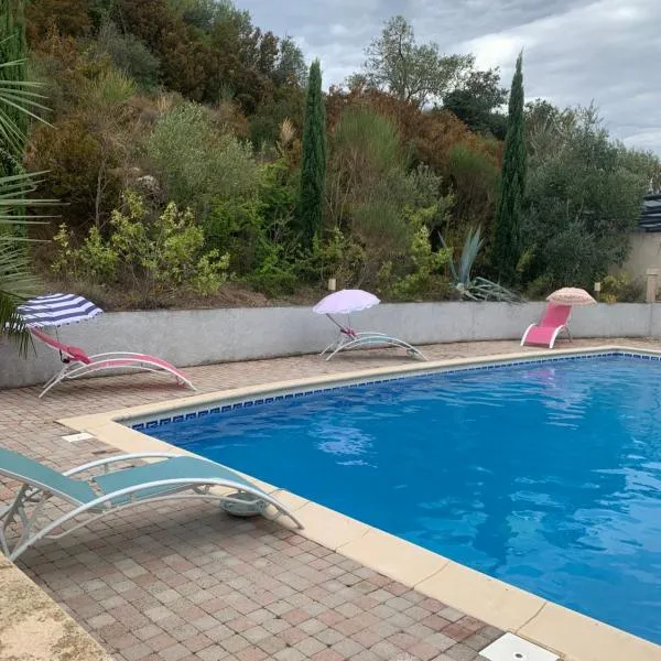 Les Menendos, hotel di Saint-Jean-de-Barrou